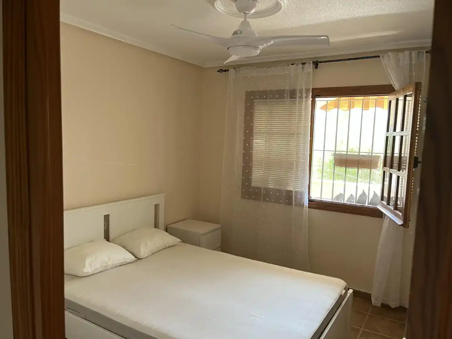 Dormitori de Apartament en venda en Cartagena amb Aire condicionat, Piscina i Moblat