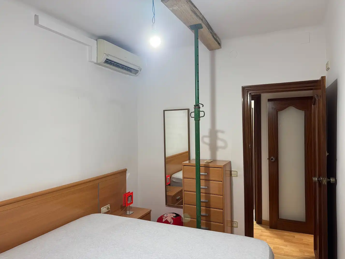 Dormitori de Pis en venda en Badalona amb Aire condicionat, Calefacció i Parquet