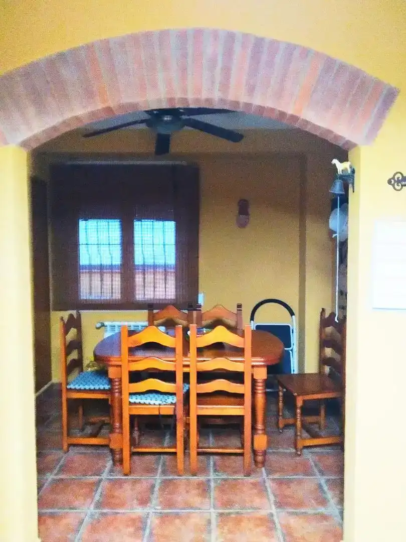 Menjador de Casa o xalet en venda en L'Escala amb Balcó