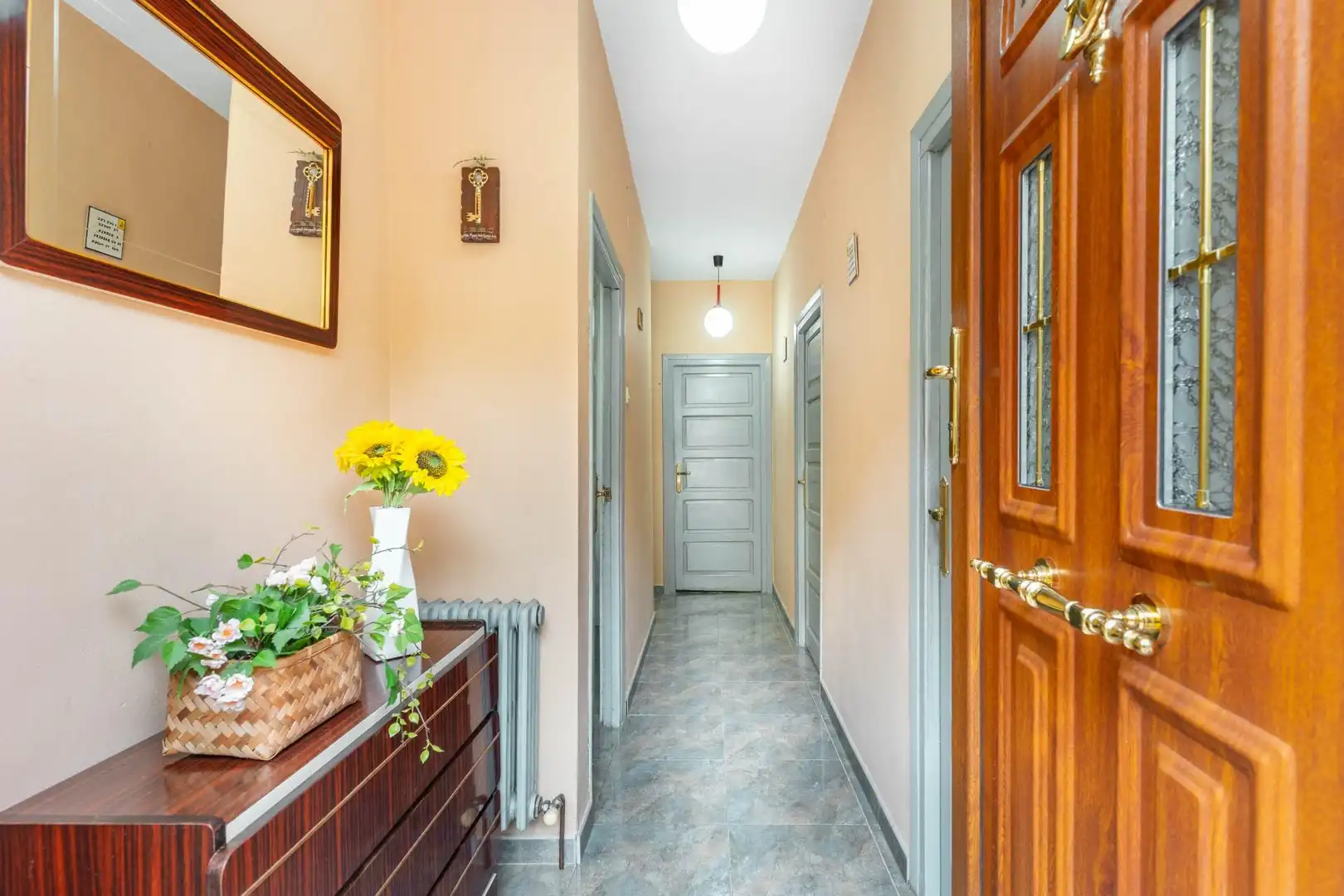 Casa o xalet en venda en Lena amb Calefacció, Terrassa i Traster