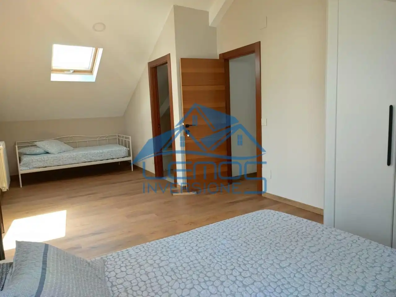 Houses for sale in Candamo  with Air Conditioner, Private garden and Terrace