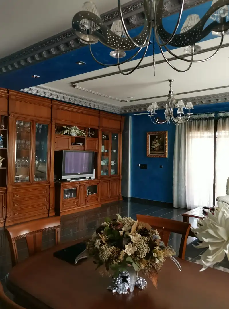 Sala d'estar de Casa o xalet en venda en Orihuela amb Jardí privat i Moblat