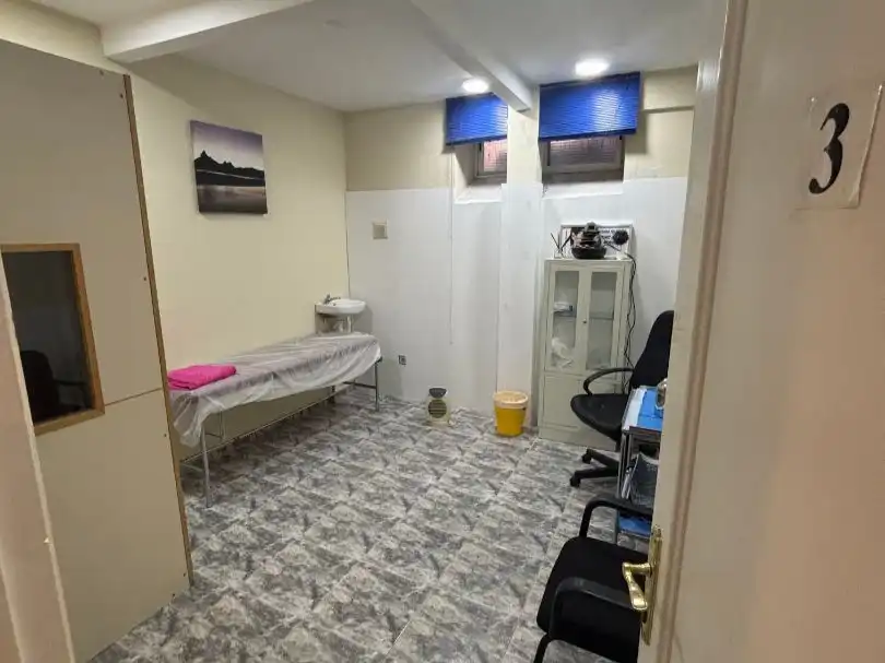 Commercial properties for sale in Algete  with Air Conditioner and Furnished