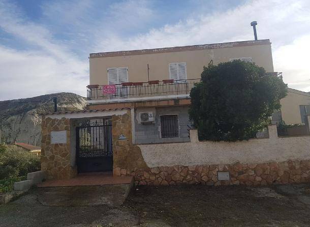 Casa-chalet en Venta en De Huesa en Hinojares