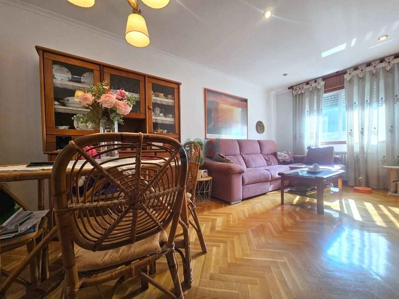 Sala d'estar de Dúplex en venda en Barbadás amb Aire condicionat, Calefacció i Parquet