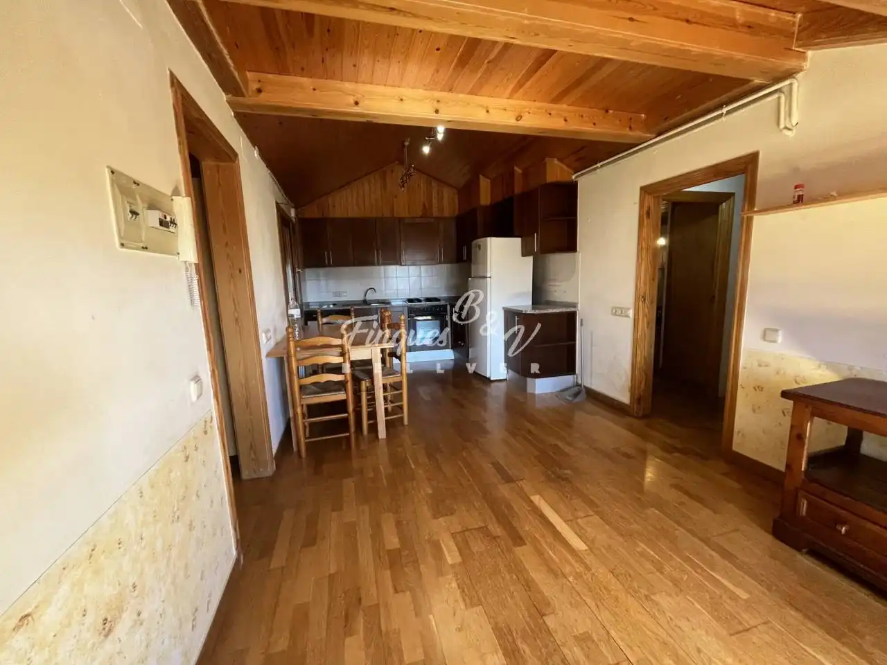 Cuina de Àtic en venda en Bellver de Cerdanya amb Calefacció, Parquet i Moblat