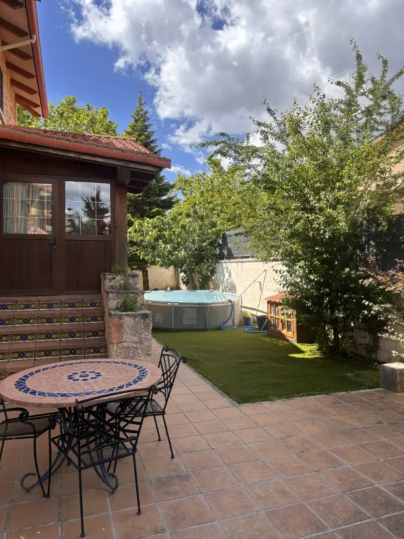 Jardí de Casa o xalet en venda en Guadarrama amb Calefacció, Jardí privat i Parquet