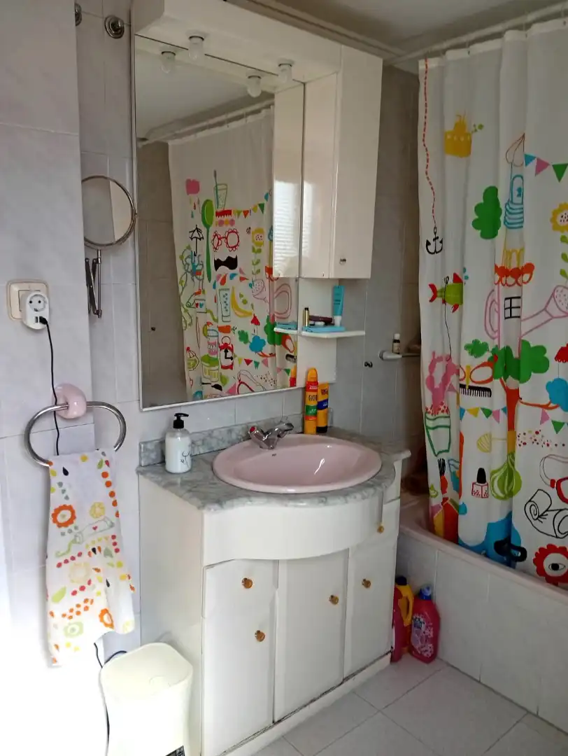 Baño de Piso en venta en Gijón  con Calefacción, Parquet y Terraza