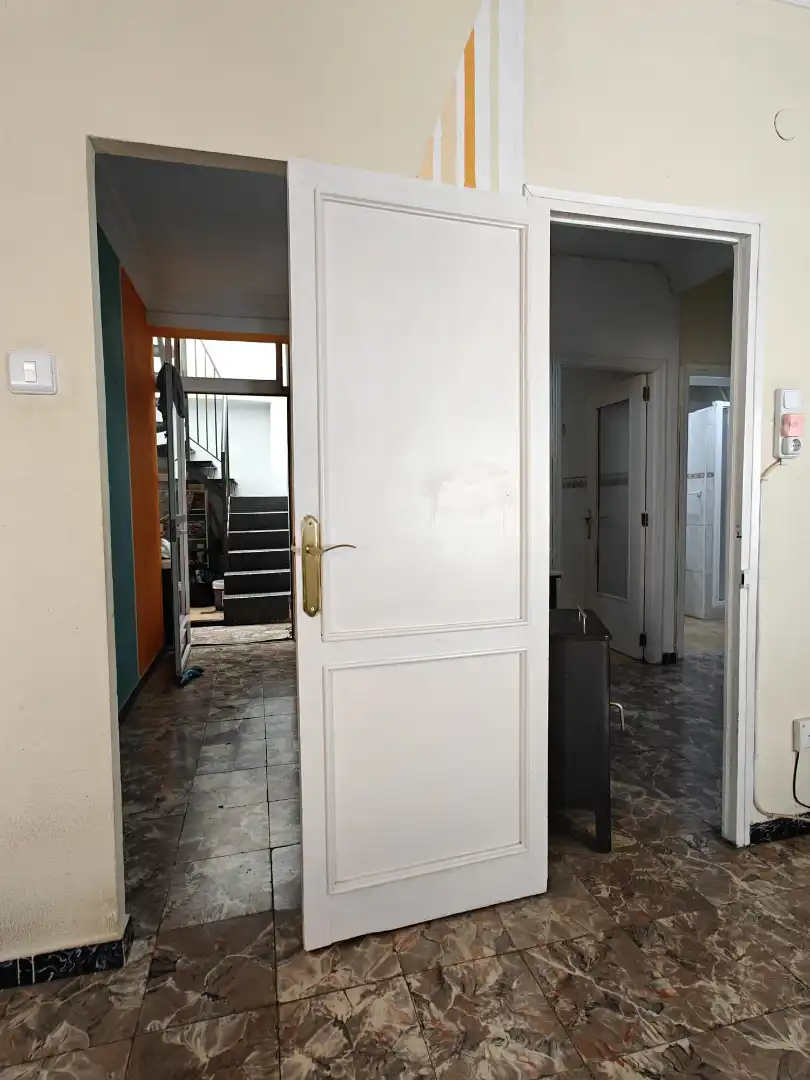 Dachboden zum Verkauf in Ontinyent mit Terrasse, Abstellraum und Balkon