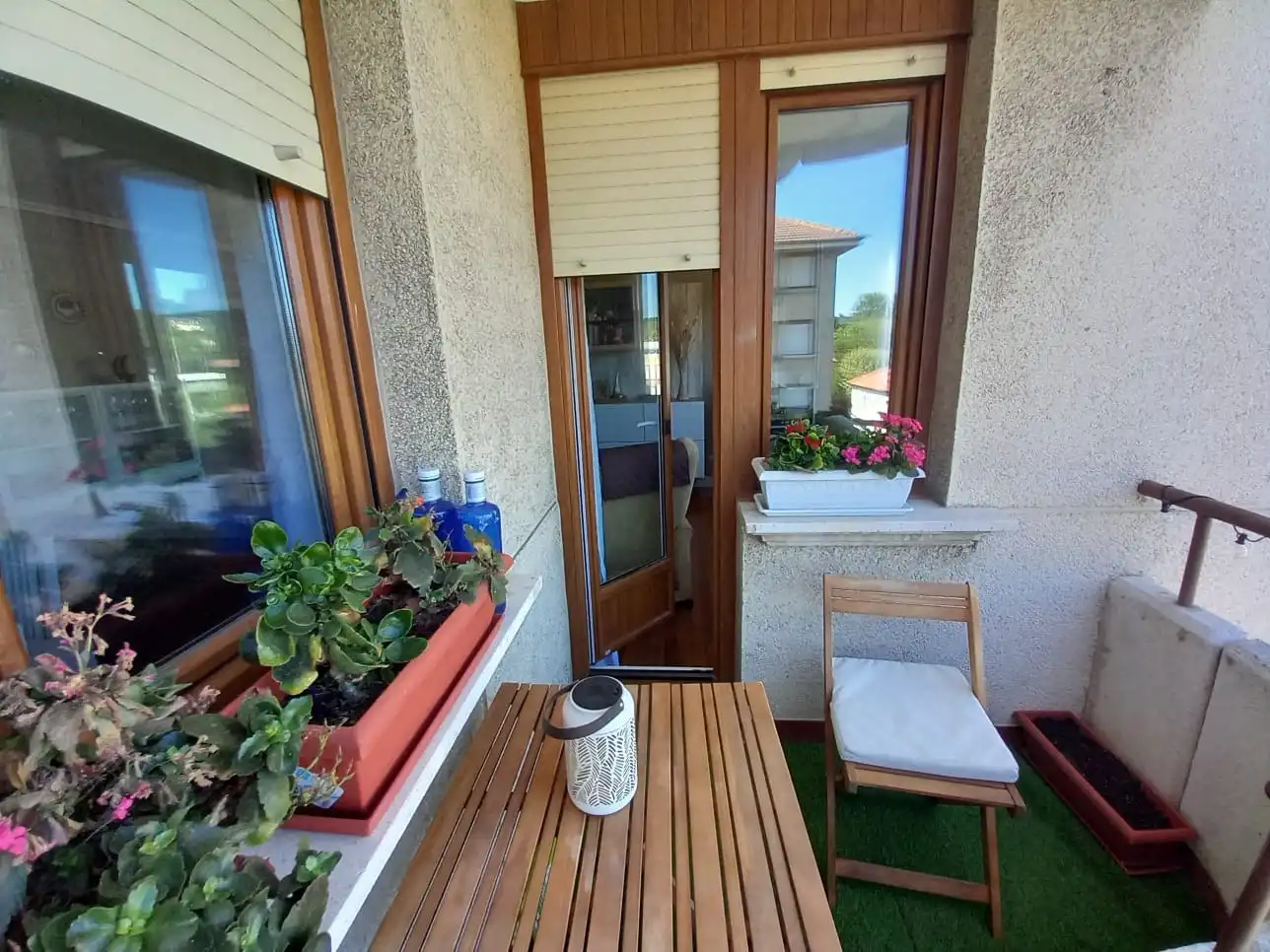 Terraza de Piso en venta en Torrelavega  con Calefacción, Jardín privado y Trastero