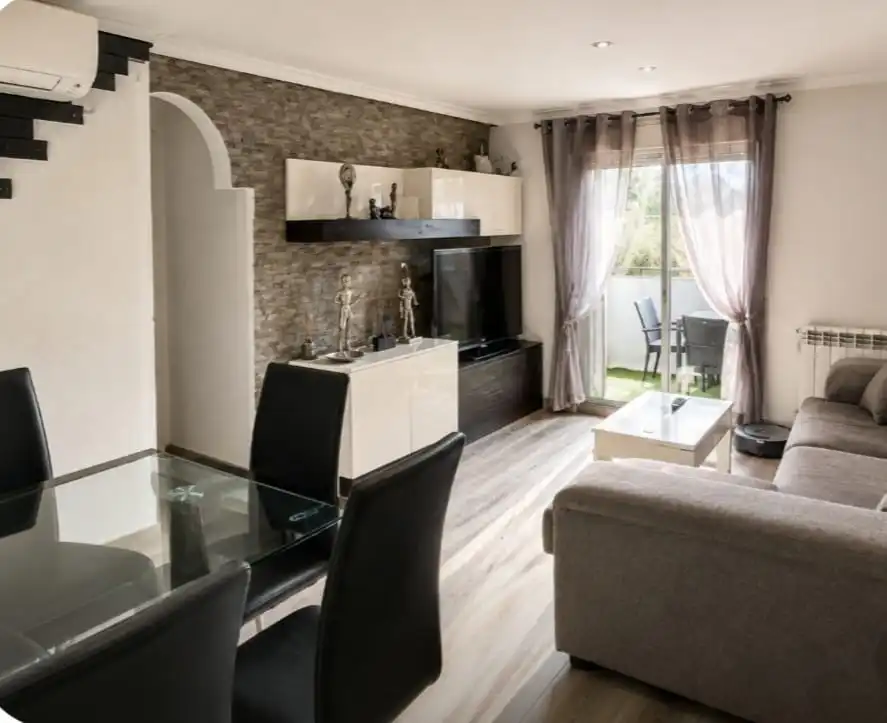 Wohnzimmer von Wohnung zum Verkauf in Móstoles mit Klimaanlage, Heizung und Privatgarten