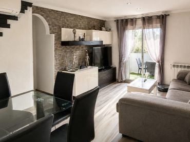 Piso con jardín en venta en Avenida del dos de Mayo