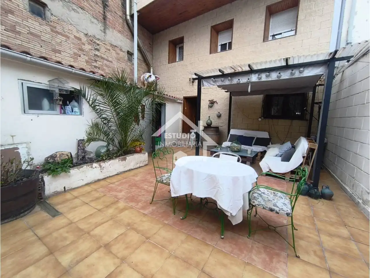 Terrassa de Casa o xalet en venda en Bañares, La Rioja