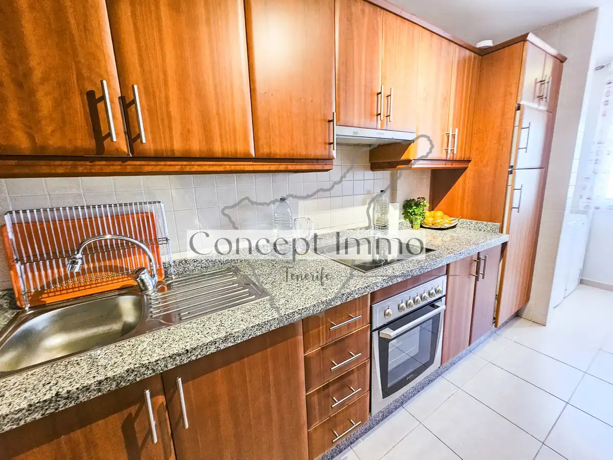 Cocina de Piso en venta en Arona con Aire acondicionado, Terraza y Trastero