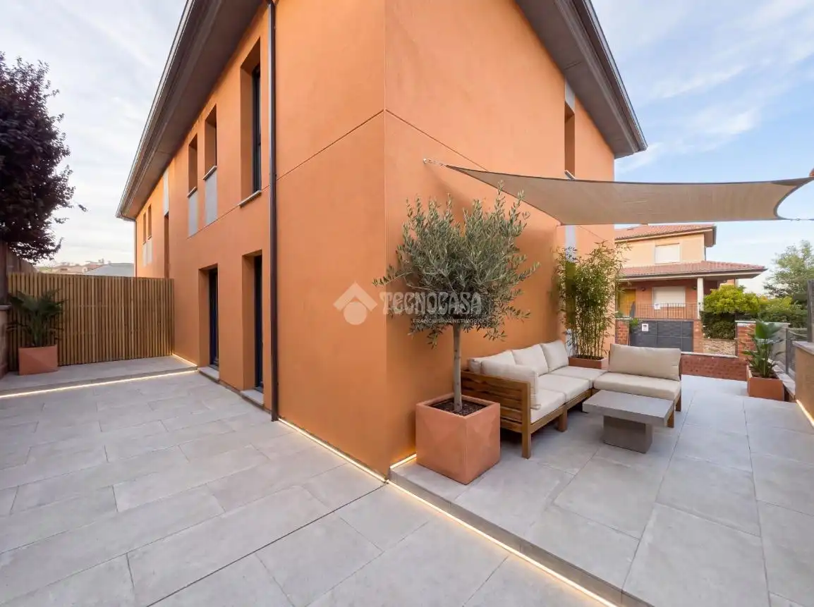Flat for sale in Valverde del Majano