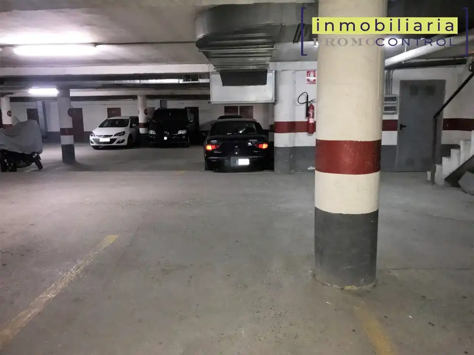 Parking de Garaje en venta en Zuera