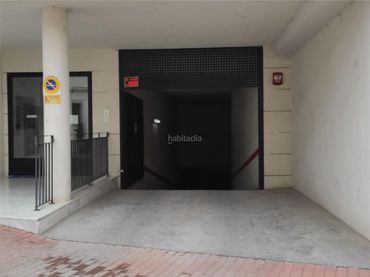 Individual en venda a Carrer les Parres 19
