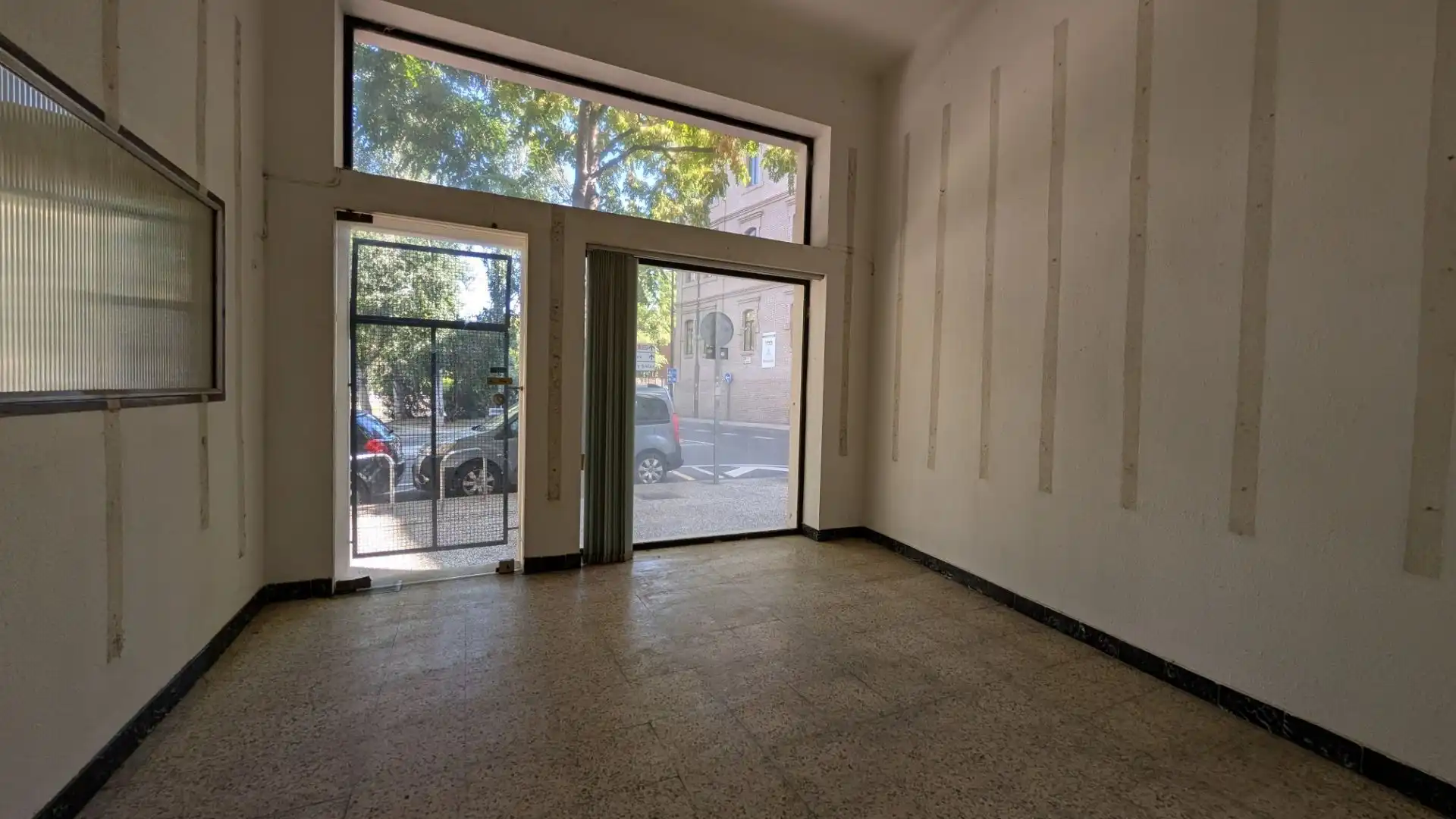 Commercial properties for rent in Zaragoza