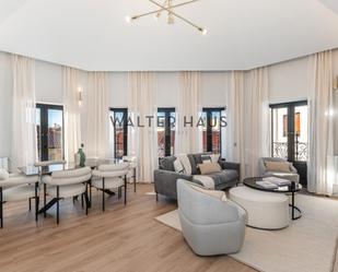 Living room of Attic for sale in  Madrid Capital  with Air Conditioner, Heating and Terrace