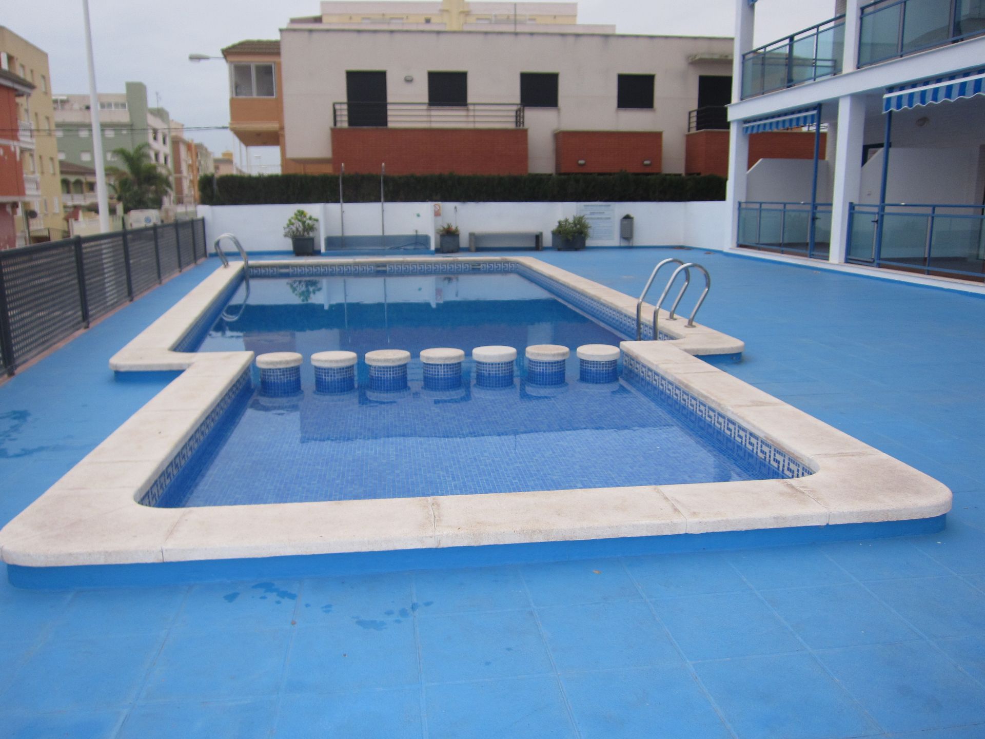 Piscina de Apartament en venda en Moncofa amb Aire condicionat, Calefacció i Terrassa