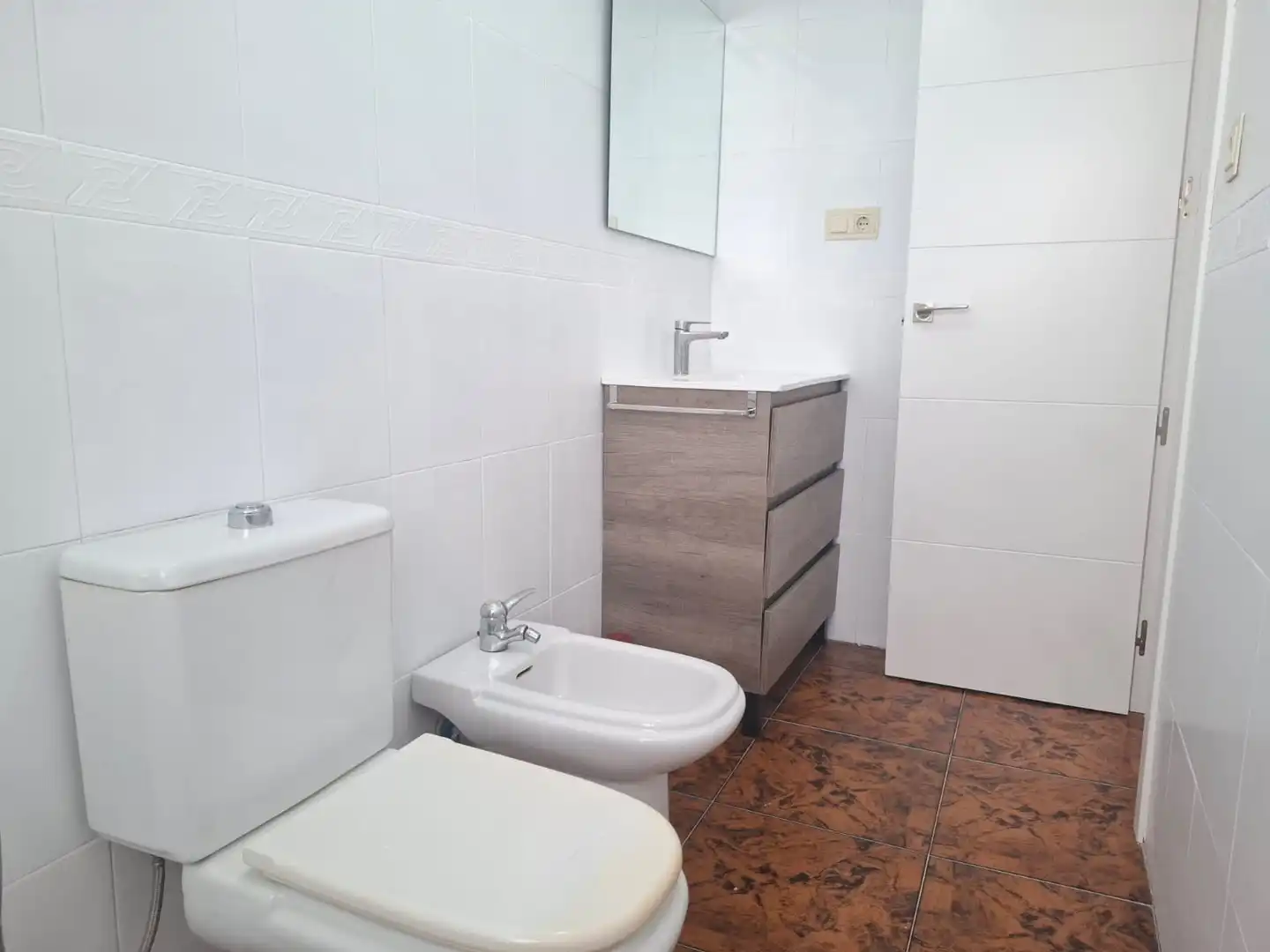 Baño de Piso en venta en Gualchos con Terraza y Amueblado