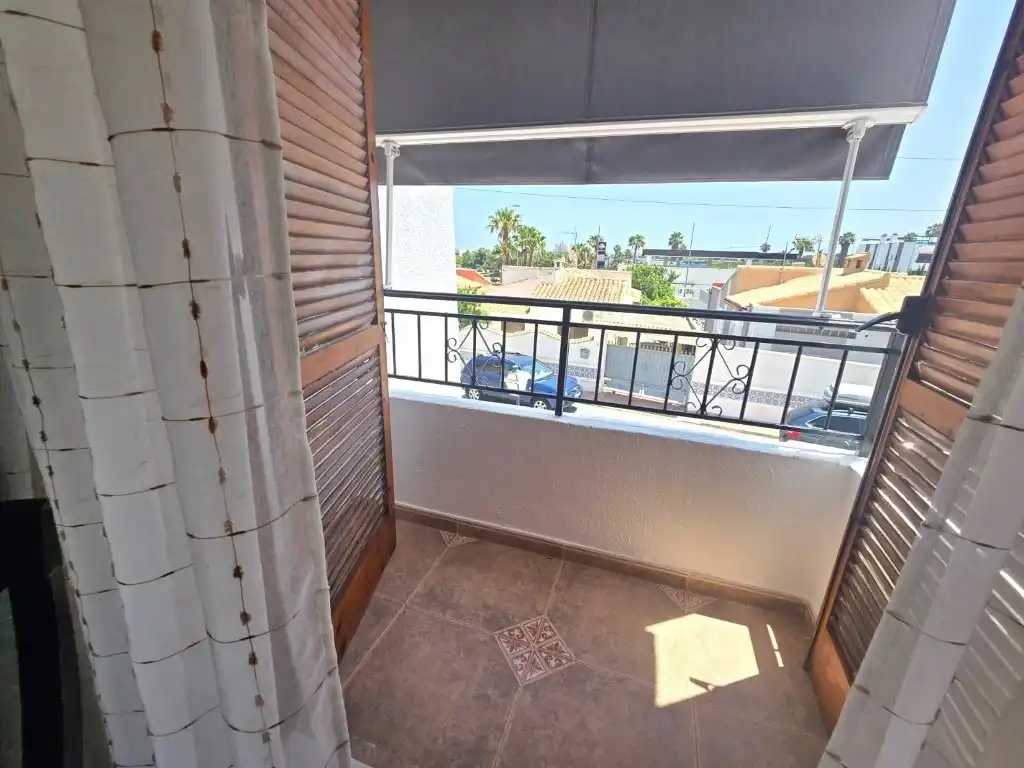 Terraza de Casa o chalet en venta en Torrevieja con Piscina y Amueblado