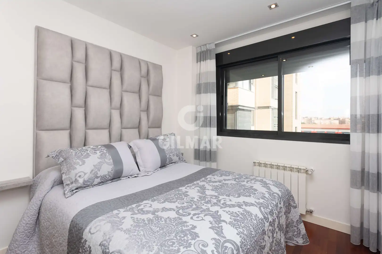 Bedroom of Flat for sale in Madrid  with Heating, Private garden and Storage room
