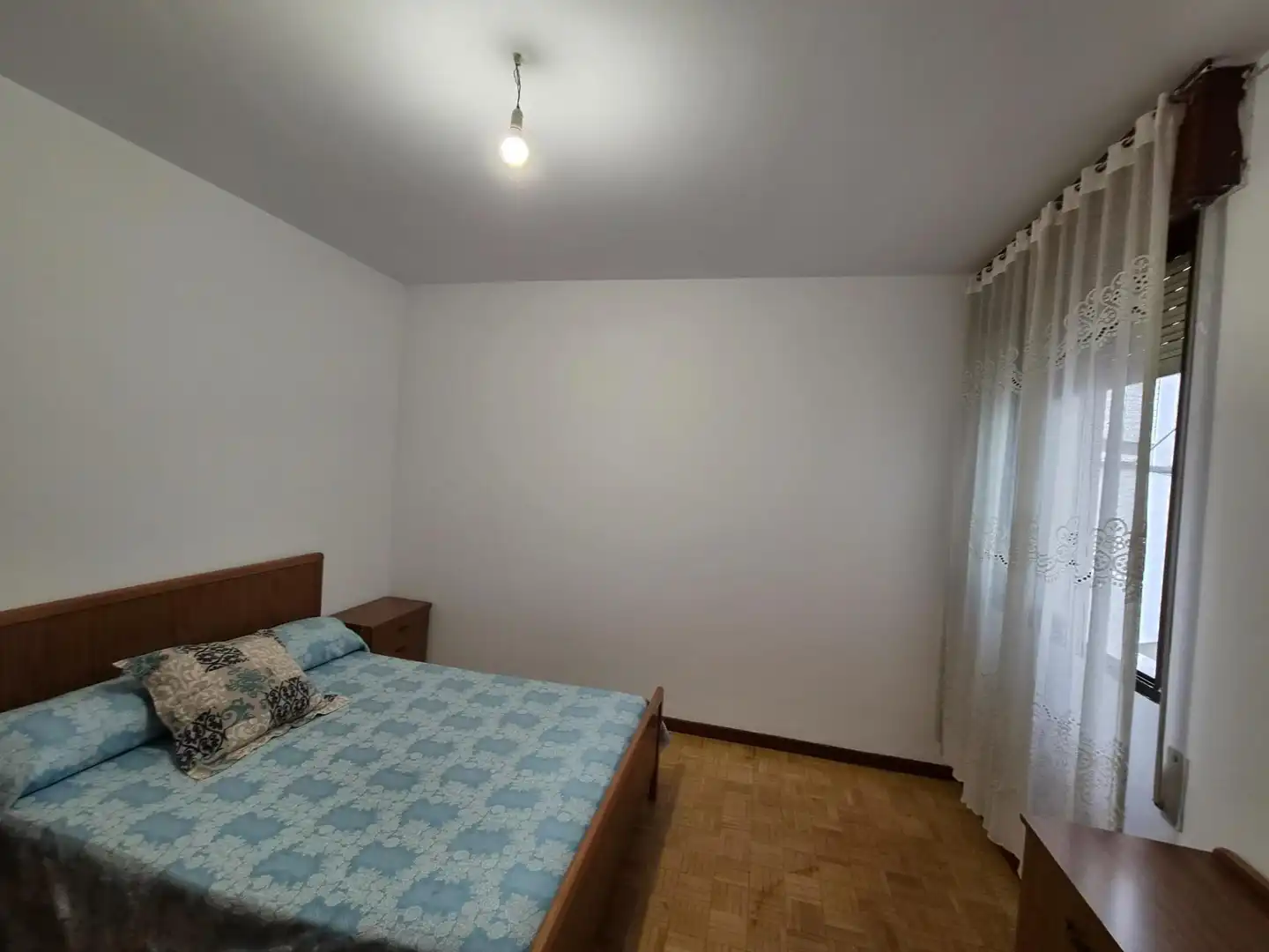 Schlafzimmer von Wohnungen zur Miete in Ponferrada mit Terrasse und Möbliert