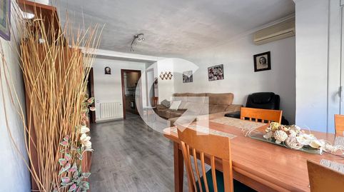 Foto 4 de Piso en venta en Pz Neus Català I Pallejà, Les Torres, Rubí