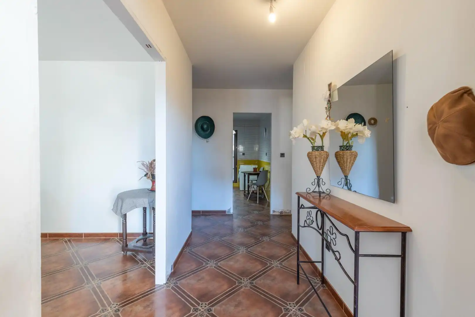 Wohnung zum Verkauf in Íllora mit Privatgarten, Terrasse und Balkon