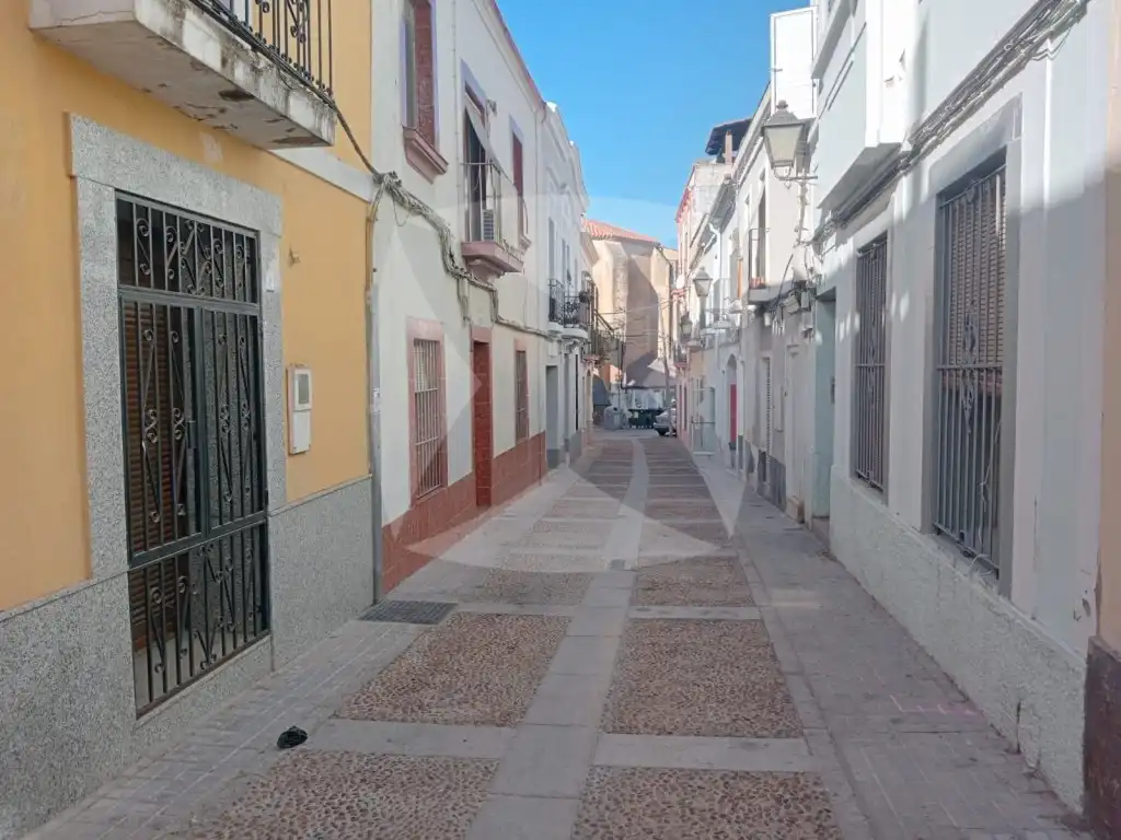 House with balcony for sale in Calle Cespedes, imagen 44