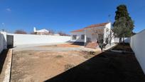 Vista exterior de Casa o xalet de lloguer en Llíria amb Terrassa