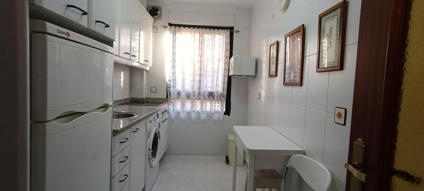 Apartment to rent in Antolín López Peláez, El Ejido - Santa Ana