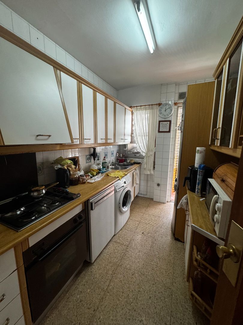 Kitchen of Flat for sale in  Granada Capital  with Air Conditioner, Heating and Terrace