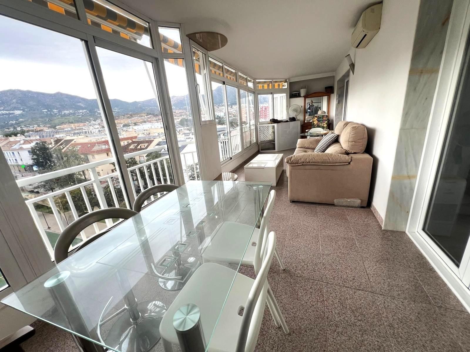 Living room of Flat for sale in Fuengirola  with Air Conditioner, Terrace and Community pool