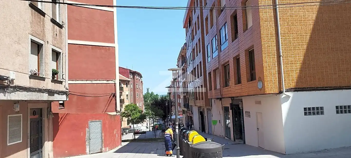 Vista exterior de Trastero en venta en Barakaldo 