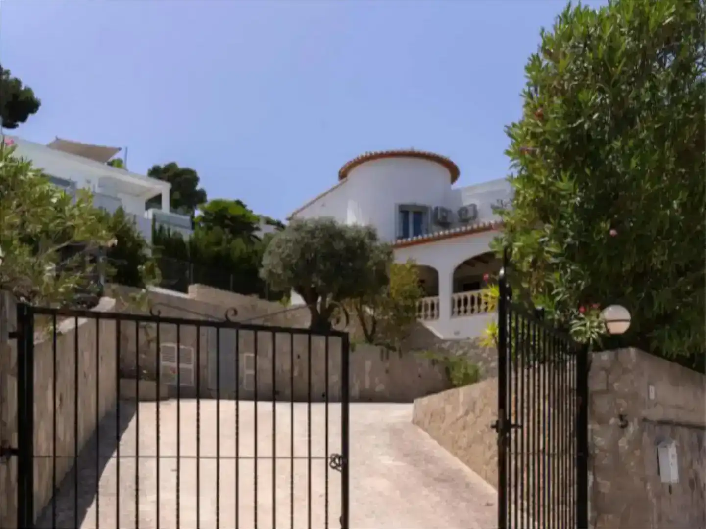 Vista exterior de Casa o xalet en venda en Jávea / Xàbia amb Aire condicionat, Terrassa i Piscina