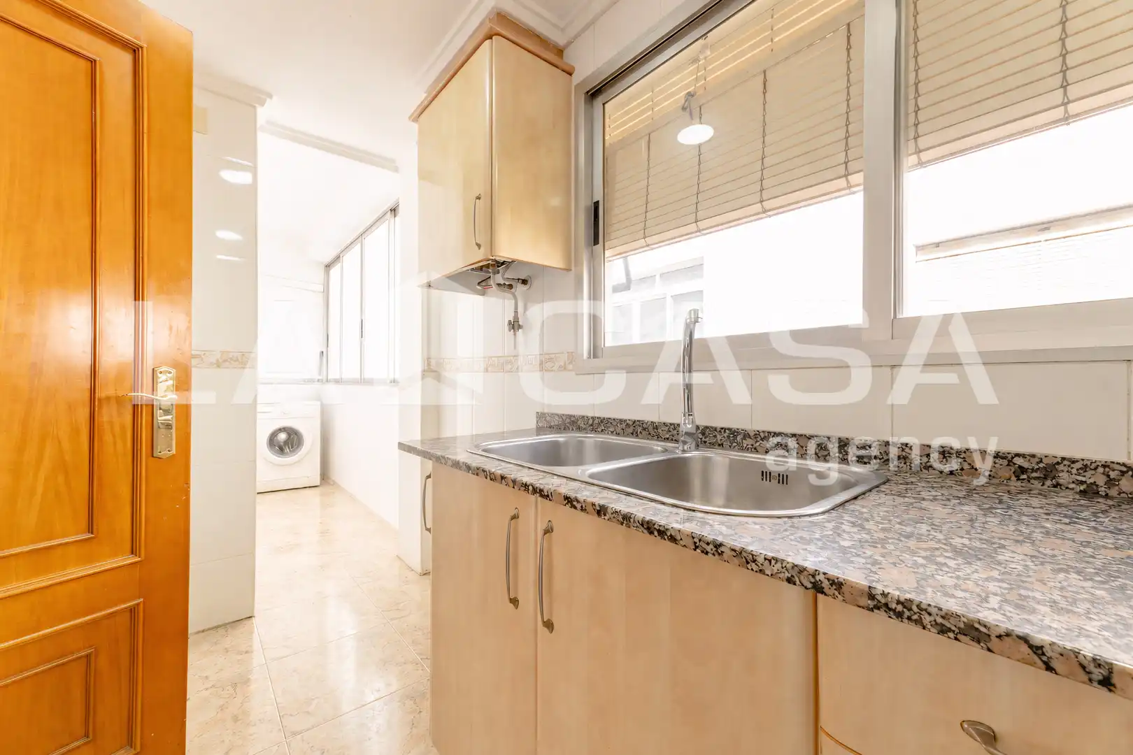 Cocina de Piso en venta en Valencia con Amueblado y Balcón