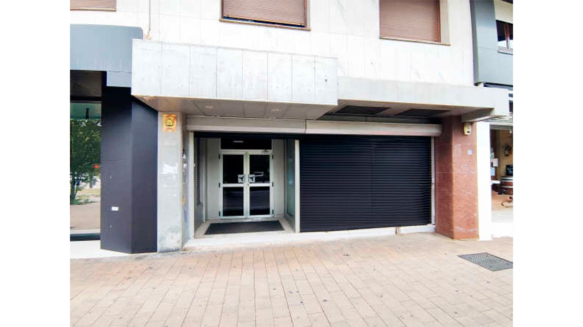 Vista exterior de Local en venda en Vitoria - Gasteiz