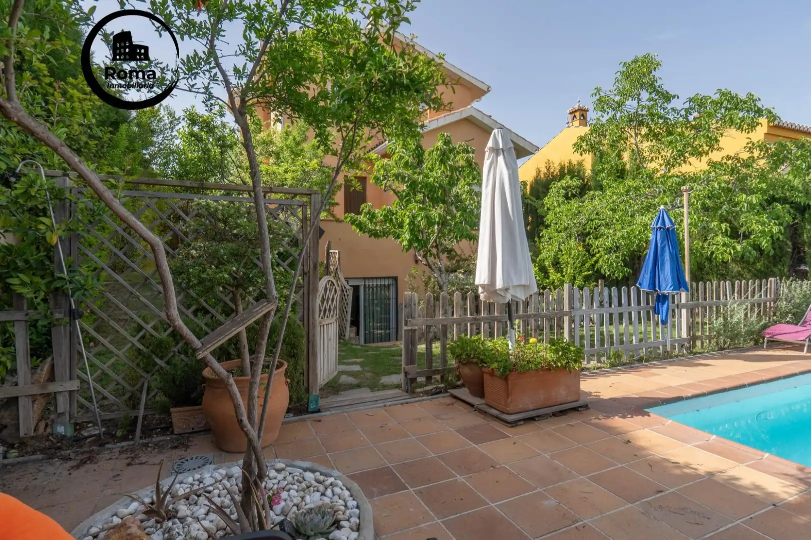 Jardí de Casa o xalet en venda en La Zubia amb Aire condicionat, Calefacció i Jardí privat