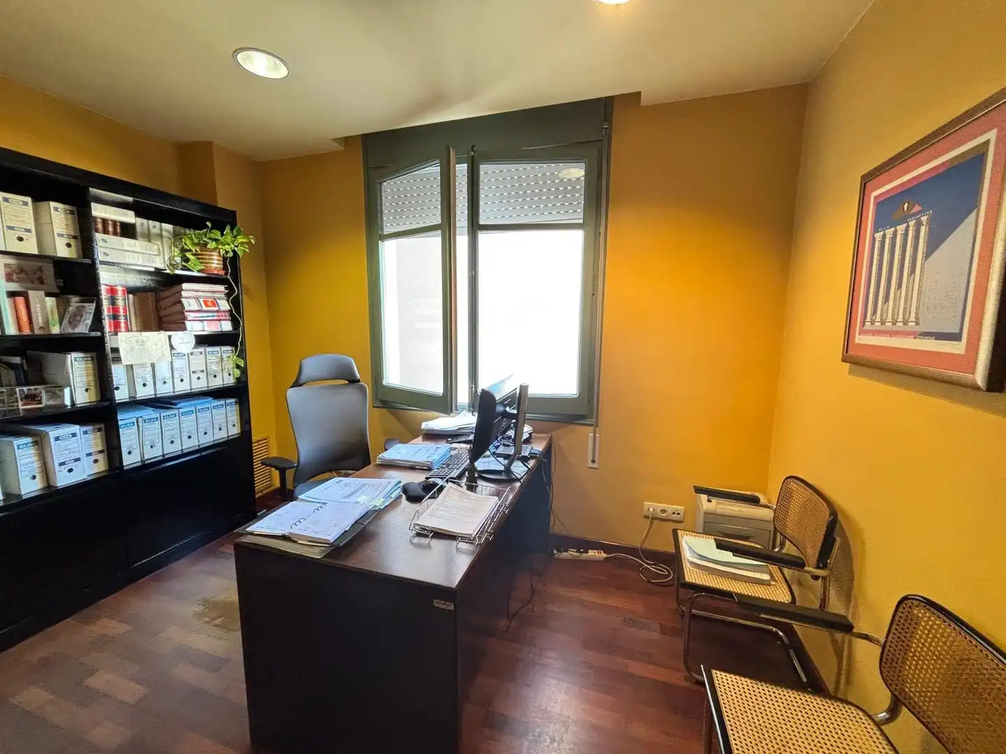 Flat for sale in Girona  with Air Conditioner