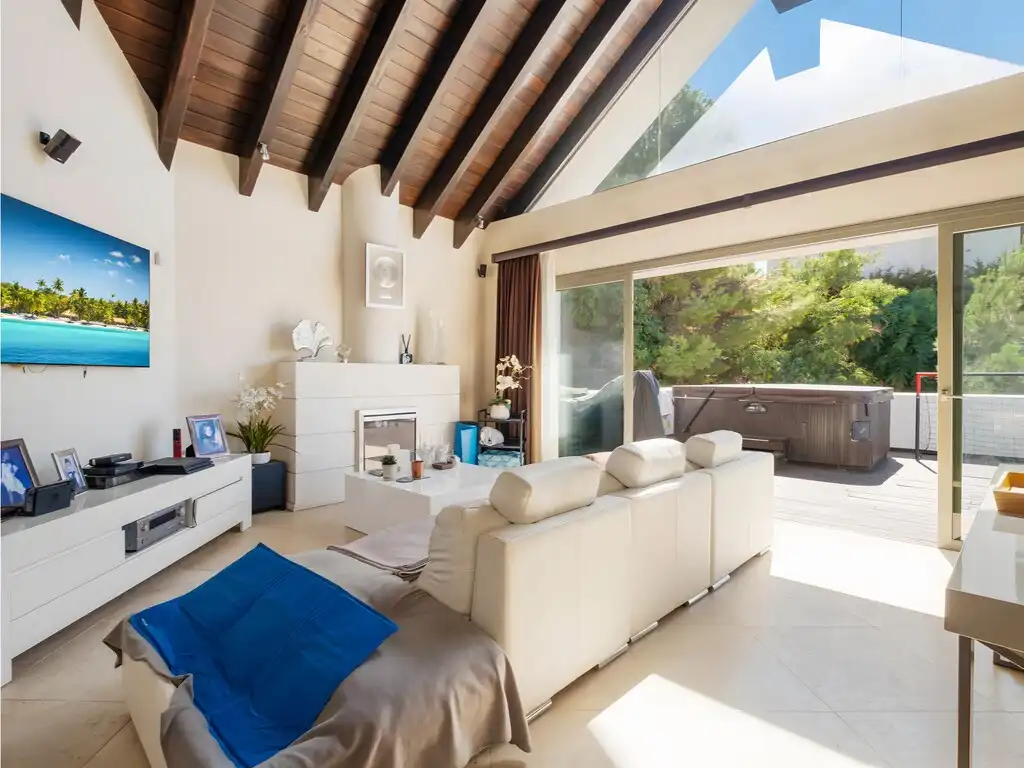 Dúplex con piscina en venta en Los Flamingos, imagen 3