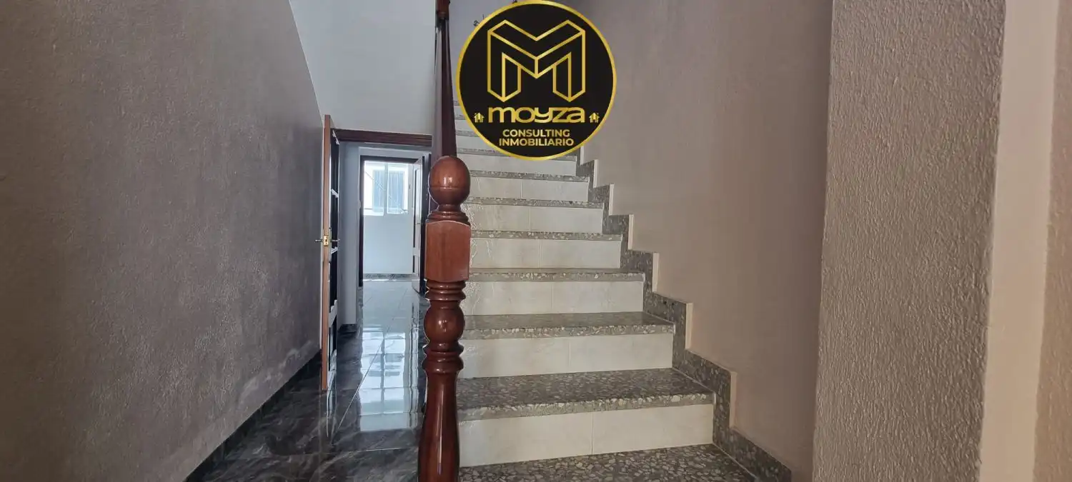 Piso con terraza en venta en Martos, imagen 21