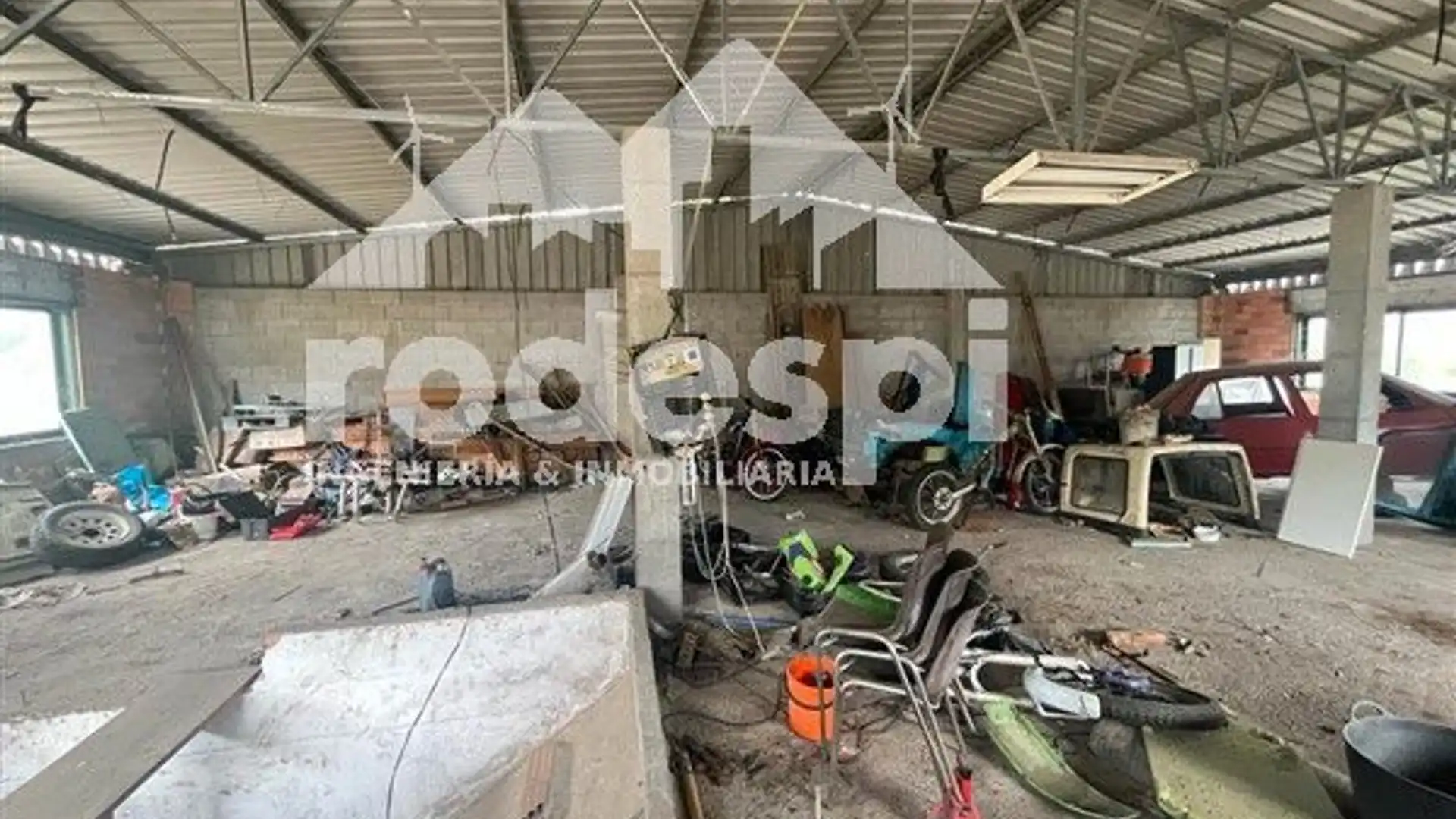 Nave industrial en venta en A Cañiza   con Alarma