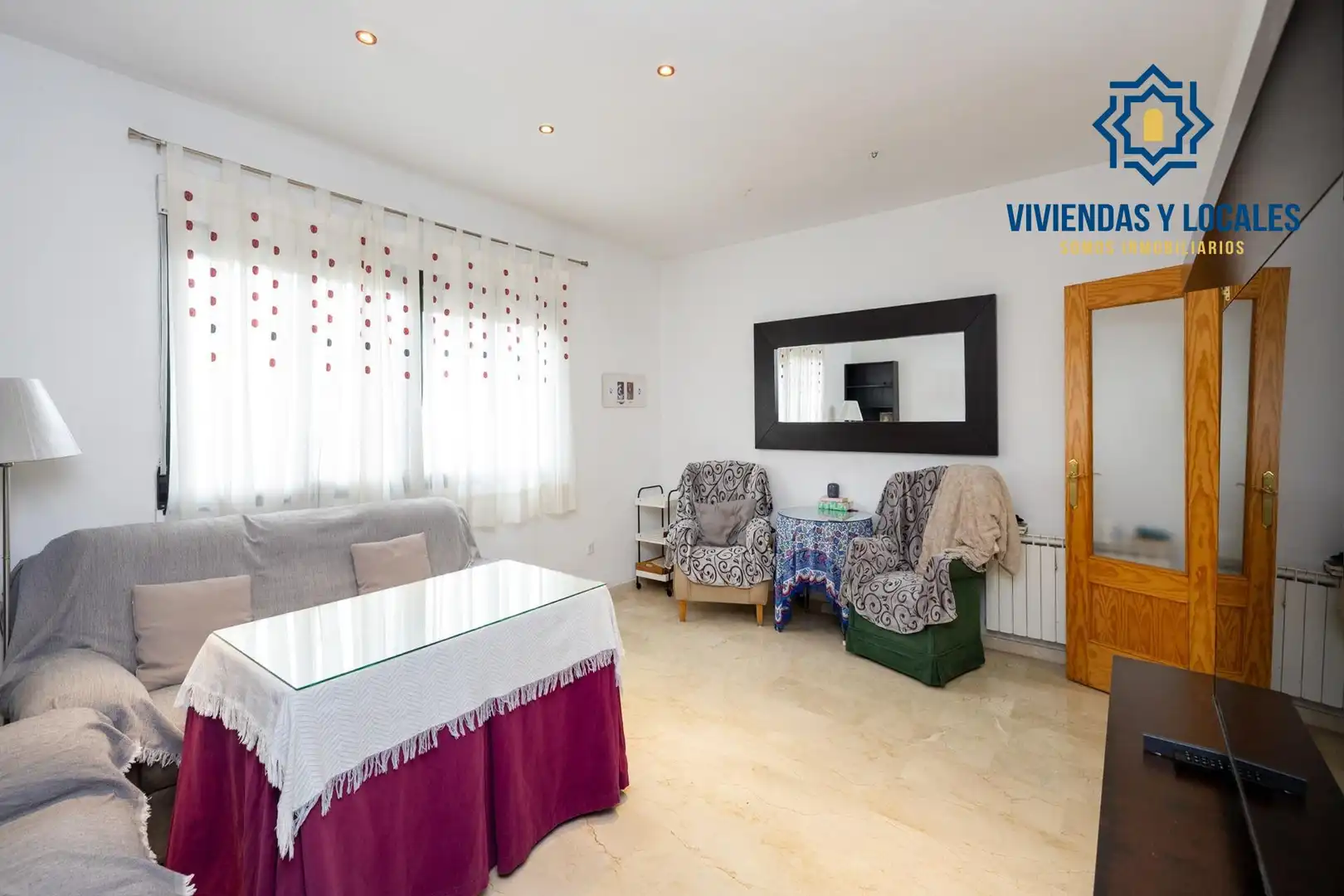 Chalet con terraza en venta en Avenida LUIS JAVIER 173, imagen 3
