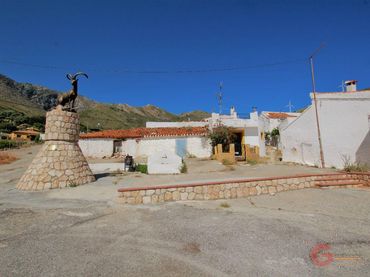 Terrenos y solares en venta en Vélez de Benaudalla