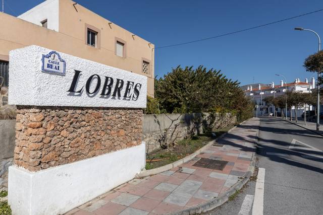 Terreno residencial en Venta en Calle Bonifacio Caro en Lobres