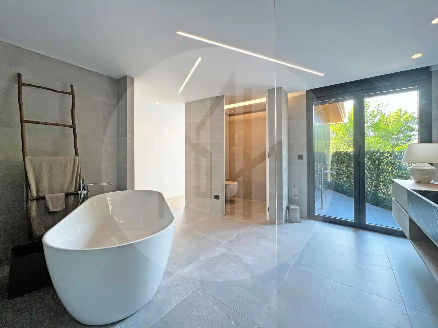 Bathroom of Flat for sale in Sagunto / Sagunt  with Air Conditioner, Heating and Terrace