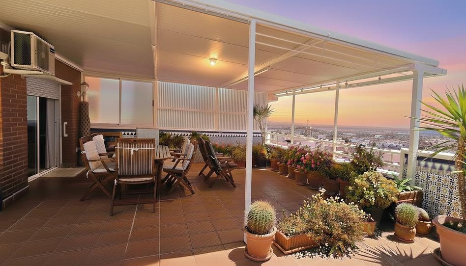 Foto 1 de Àtic en venda a La Roureda, Barcelona