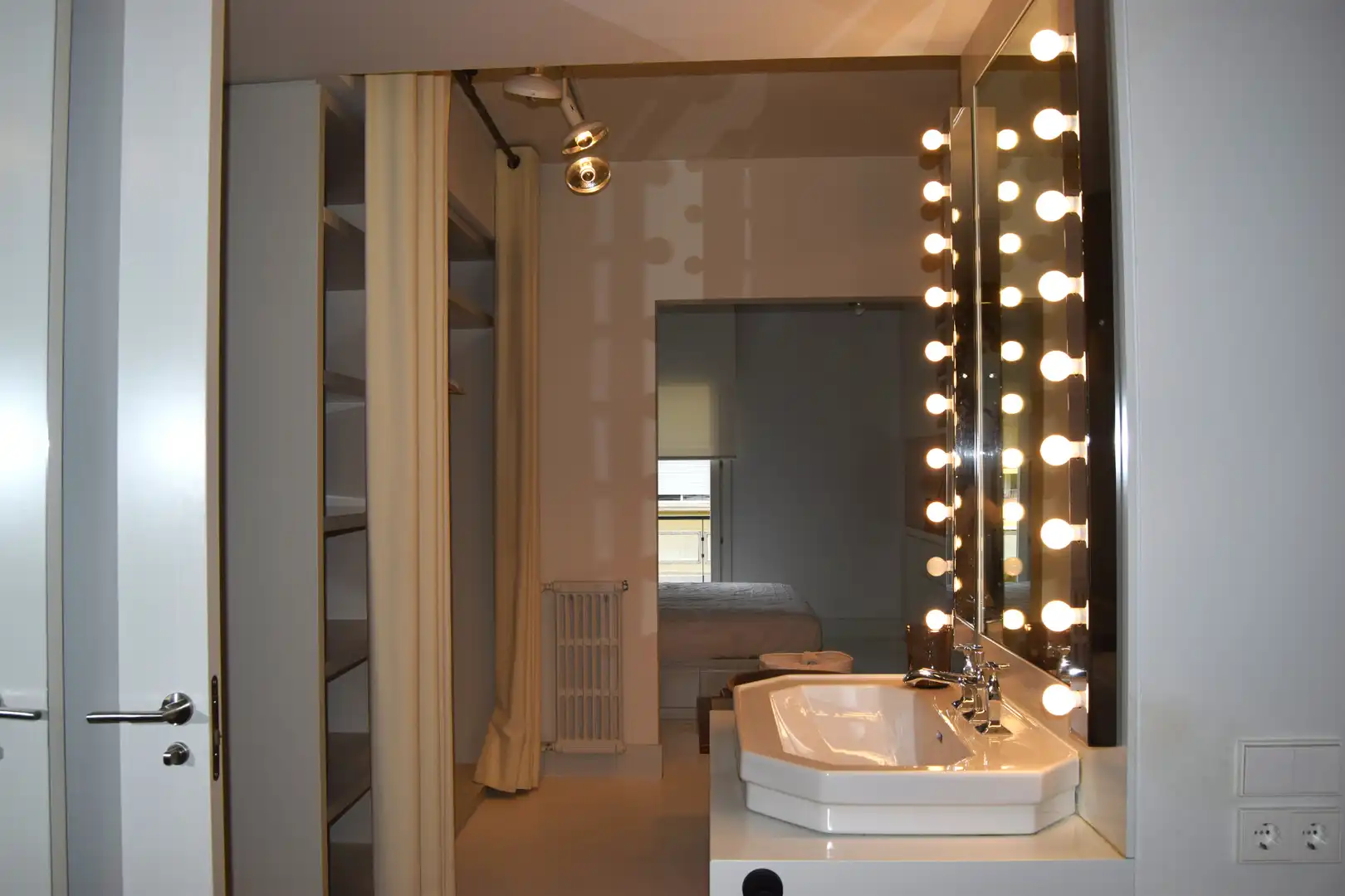 Baño de Piso de alquiler en Barcelona con Aire acondicionado, Calefacción y Parquet